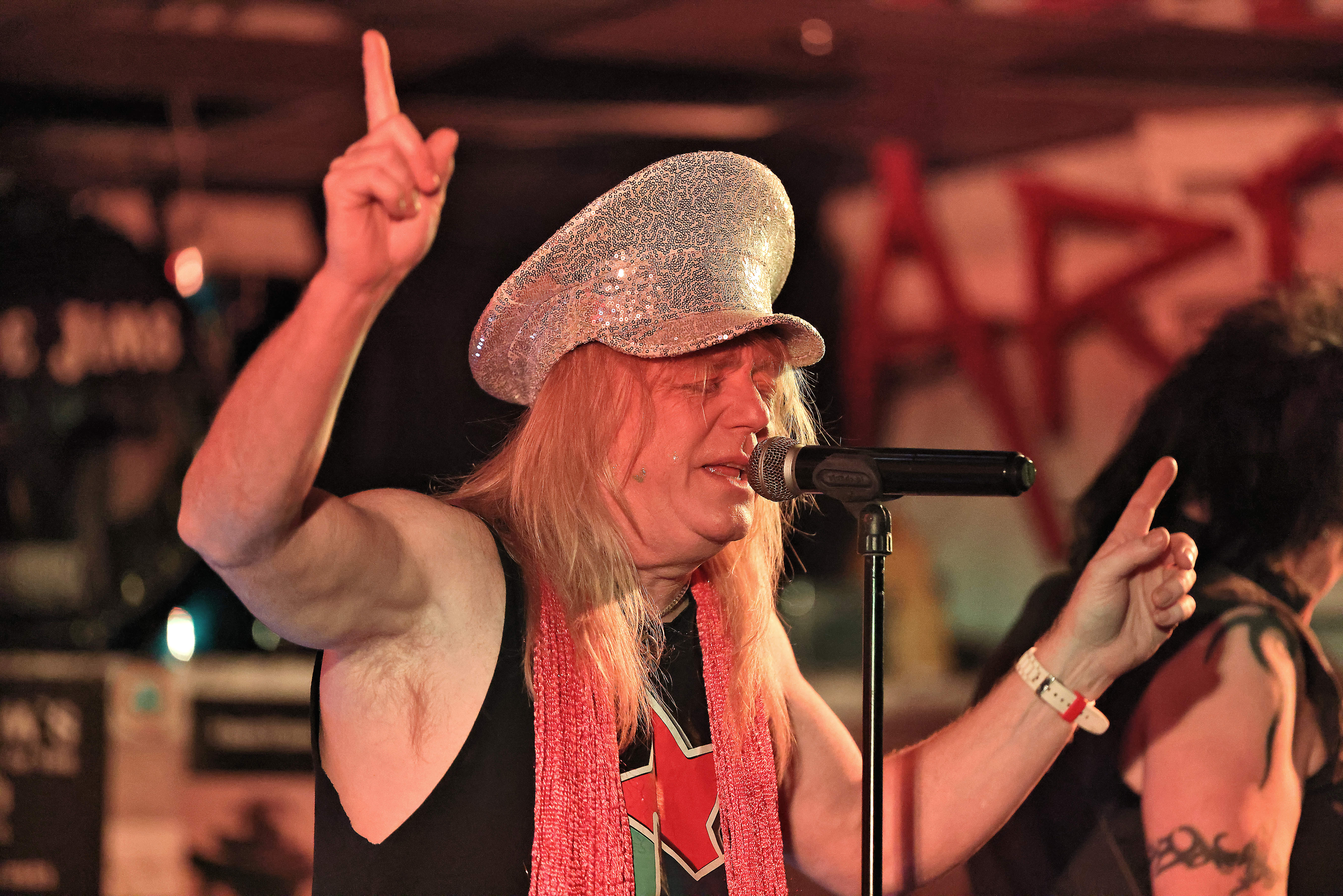 Rockin' Out Live 18